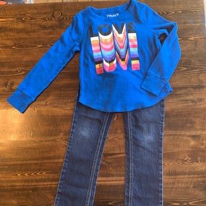 Girls Mudd blue LOVE shirt (8) & PLACE jeans. (10)
